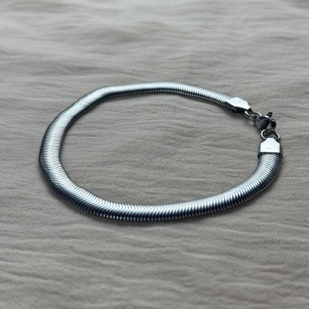 Silver Tone Stainless Steel Snake Chain‎ Bracelet 8 Inch